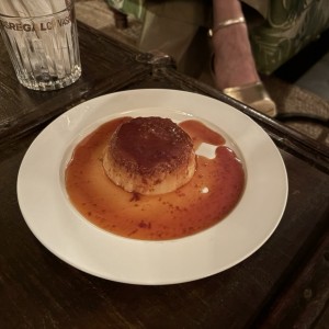 Postres/ Desserts - Flan de Coco