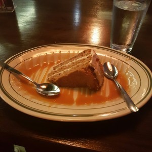 carrot & apple cinnabon cake 