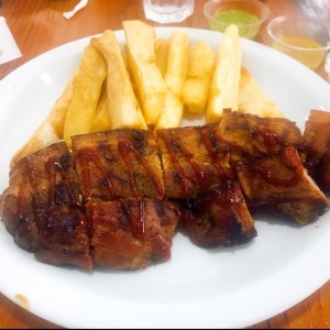 costillas con yuca