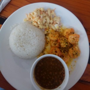 camarones al ajillo