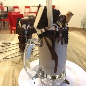 Torre de Brownie y Cookie