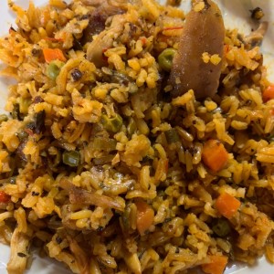 Arroz con Pollo