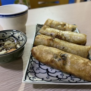 Rollos primavera fritos