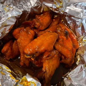 Alitas de Pollo con Salsa de Tamarindo