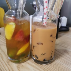 Te de frutas y te thai rojo