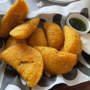 El Inicio - Mini Empanadas Muh