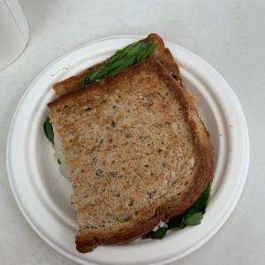 emparedado de pollo