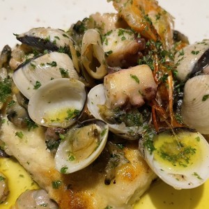 PESCADOS - Corvina Pescatore
