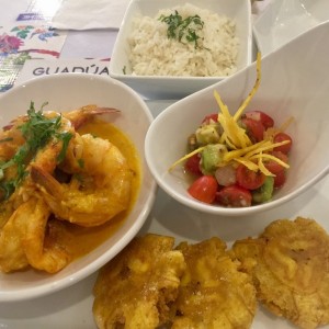 enconcado de langostinos