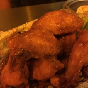 alitas en salsa bomba