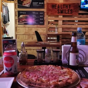 Pizza de Jamon