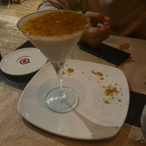 Panna cotta con maracuya