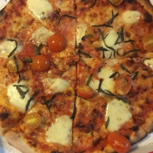 pizza capresa