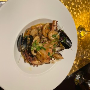Salteado de Mariscos