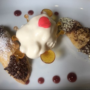 Postres - Cannoli
