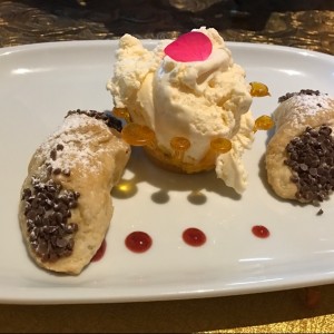 Postres - Cannoli