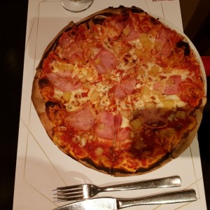 Pizza Hawaiana