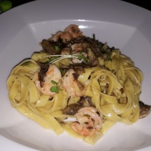 pasta con camarones