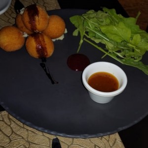 Croquetas de queso de cabra