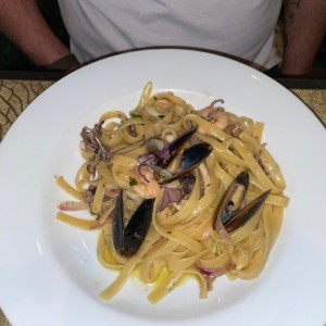 Fetuccini Frutti Di Mare