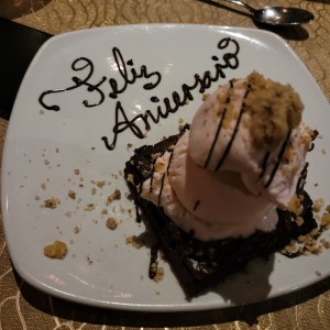 Brownie y gelato