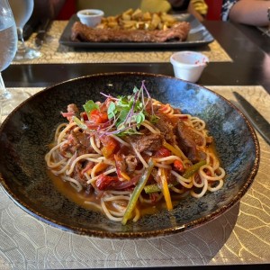 Spaguetti con carne de res