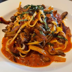 linguini con yrozis de filete