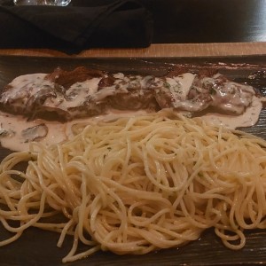 Mellones Con Pasta al Olio