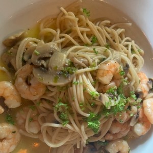 spaguetti con camarones
