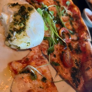 Pizza burrata