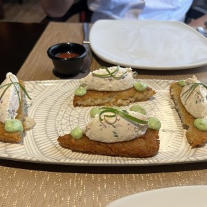Montaditos de Salmon Ahumado
