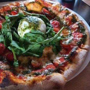 pizza burrata