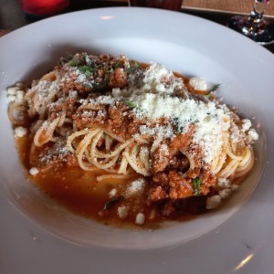 espaguetis bolognesa