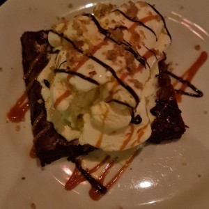 brownie & ice cream