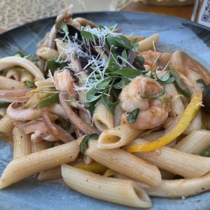 Pasta frutti di mare