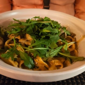 Pasta Con Camarones E Funghi