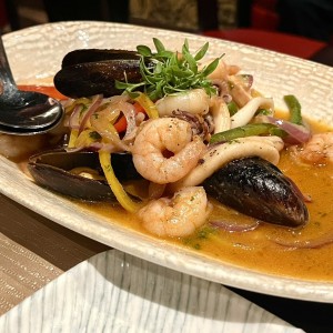 Principales - Salteado de Mariscos
