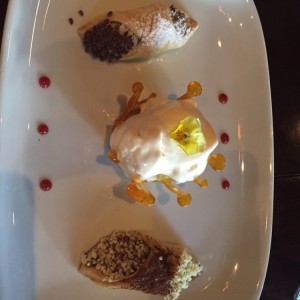 Postres - Cannoli