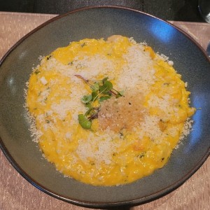 risotto de zapallo y langostinos