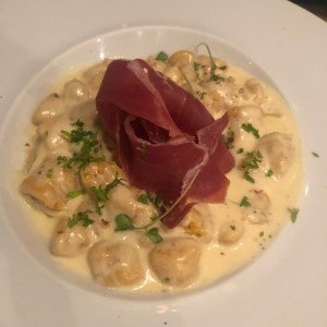 gnocchi de camote