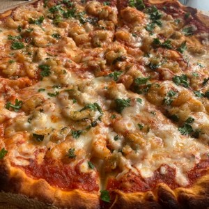 pizza con camarones