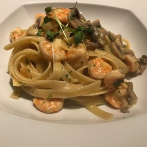 pasta con hongos y canarones