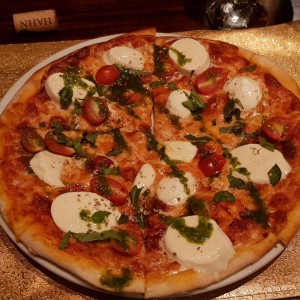 Pizza Capresa