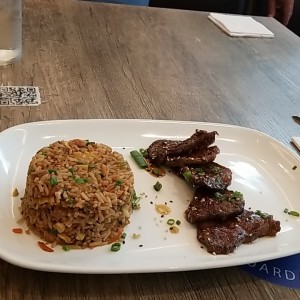 Teppan Yakimesh de carne