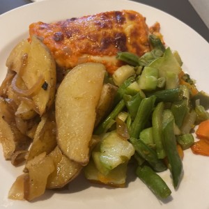Lasagna con vegetales y papas