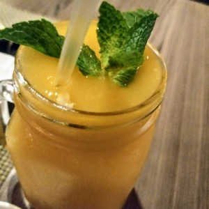 Mango con Yerbabuena