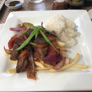 Lomo Saltado