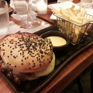 Hambueguesa UMAMI