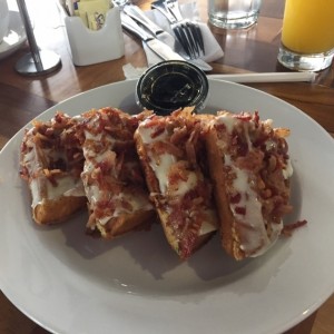waffles bacon & cheese