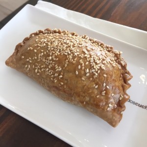 empanada de pollo